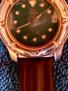 Watch small